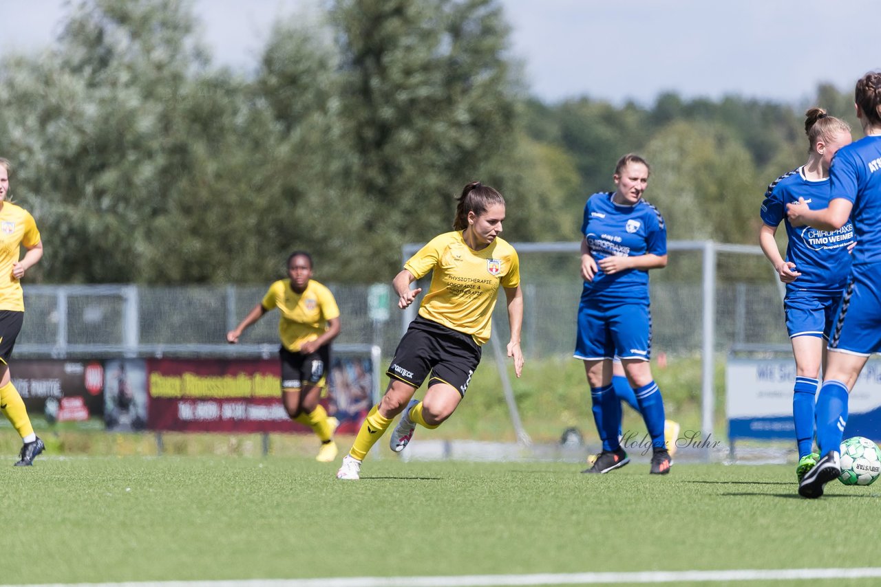 Bild 92 - Saisonstart Oberliga